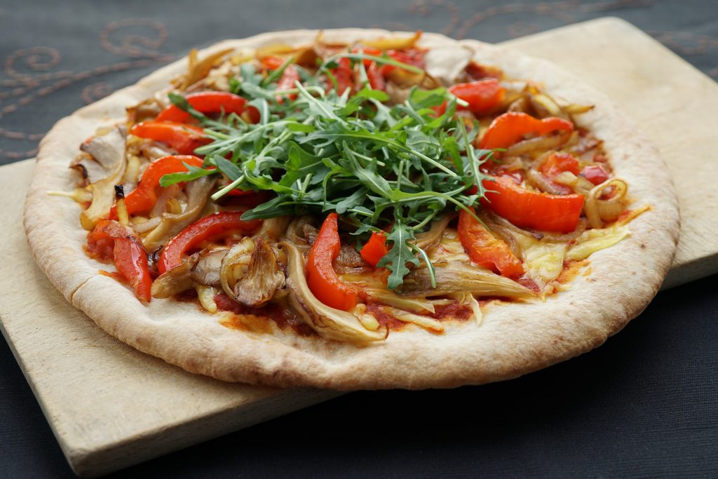 Como fazer pizza vegana com produtos sustentáveis