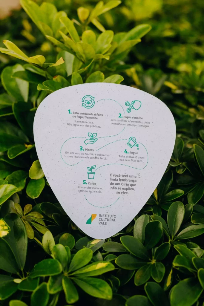 Leque de papel sustentável